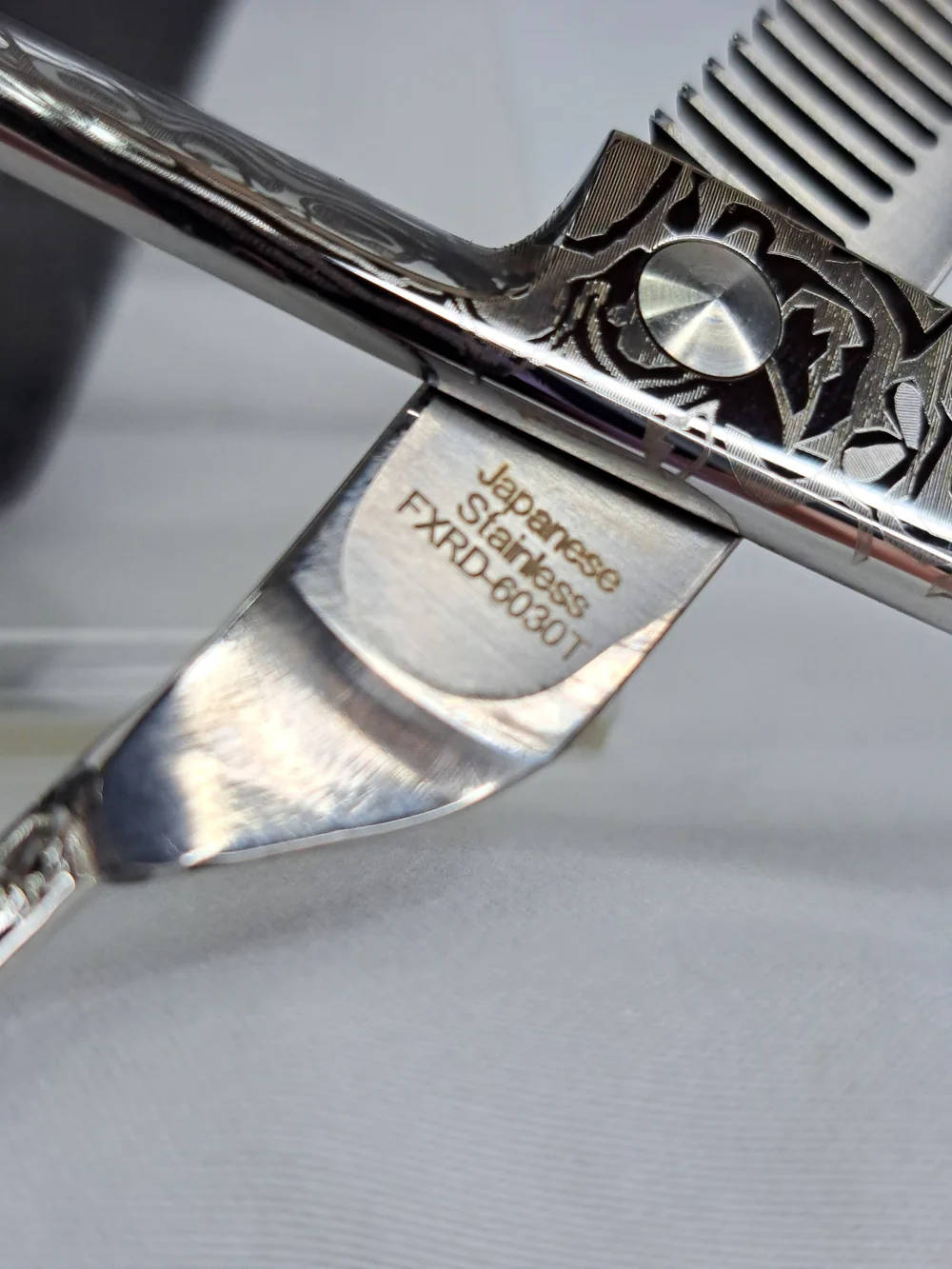 SHEARS DIRECT 30 TOOTH PRECISE TEXTURING THINNING SHEARS ROSE ETCHED